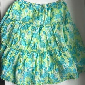 Lilly Pulitzer printed skirt. Size small.